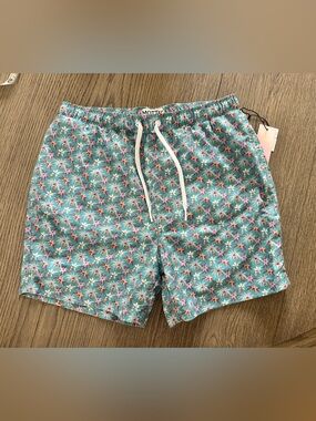 MOTT50 Men’s Swim Trunks Floral Print UPF 50+ NWT Medium 5.5” Inseam